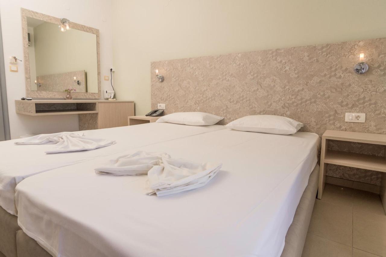 Megim Hotel Палеохора Екстер'єр фото