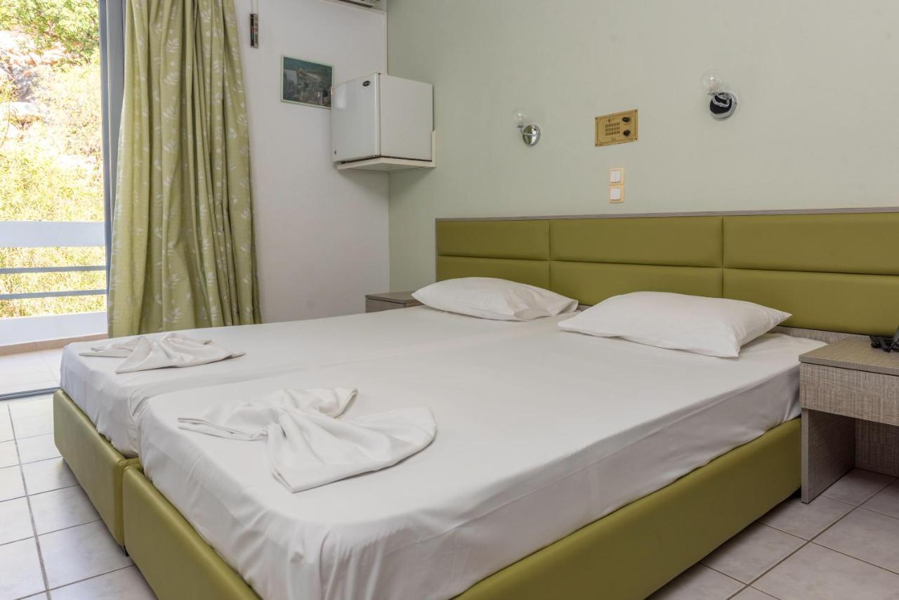 Megim Hotel Палеохора Екстер'єр фото